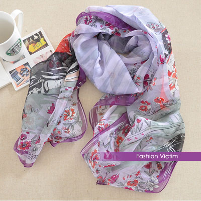 ������ Moschino