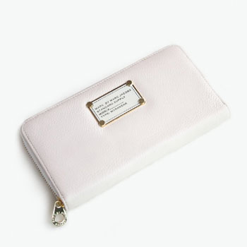 �������� Marc Jacobs